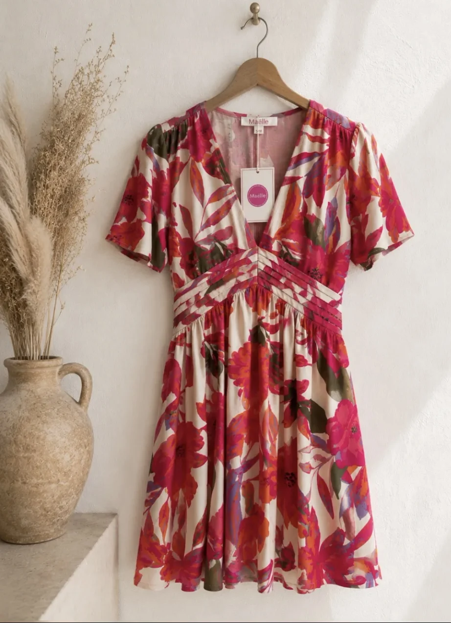 Robe courte  | Jus de coco 