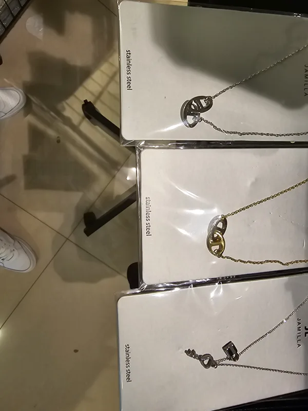 3 Collier Silvana | Dresses of my World