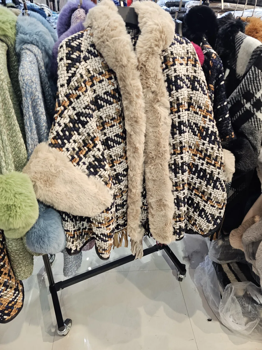 Cape Hanoun  | Dresses of my World