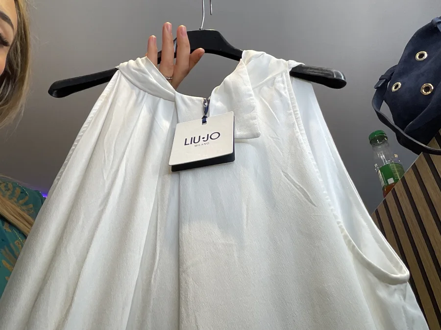 Che | Astra boutique 