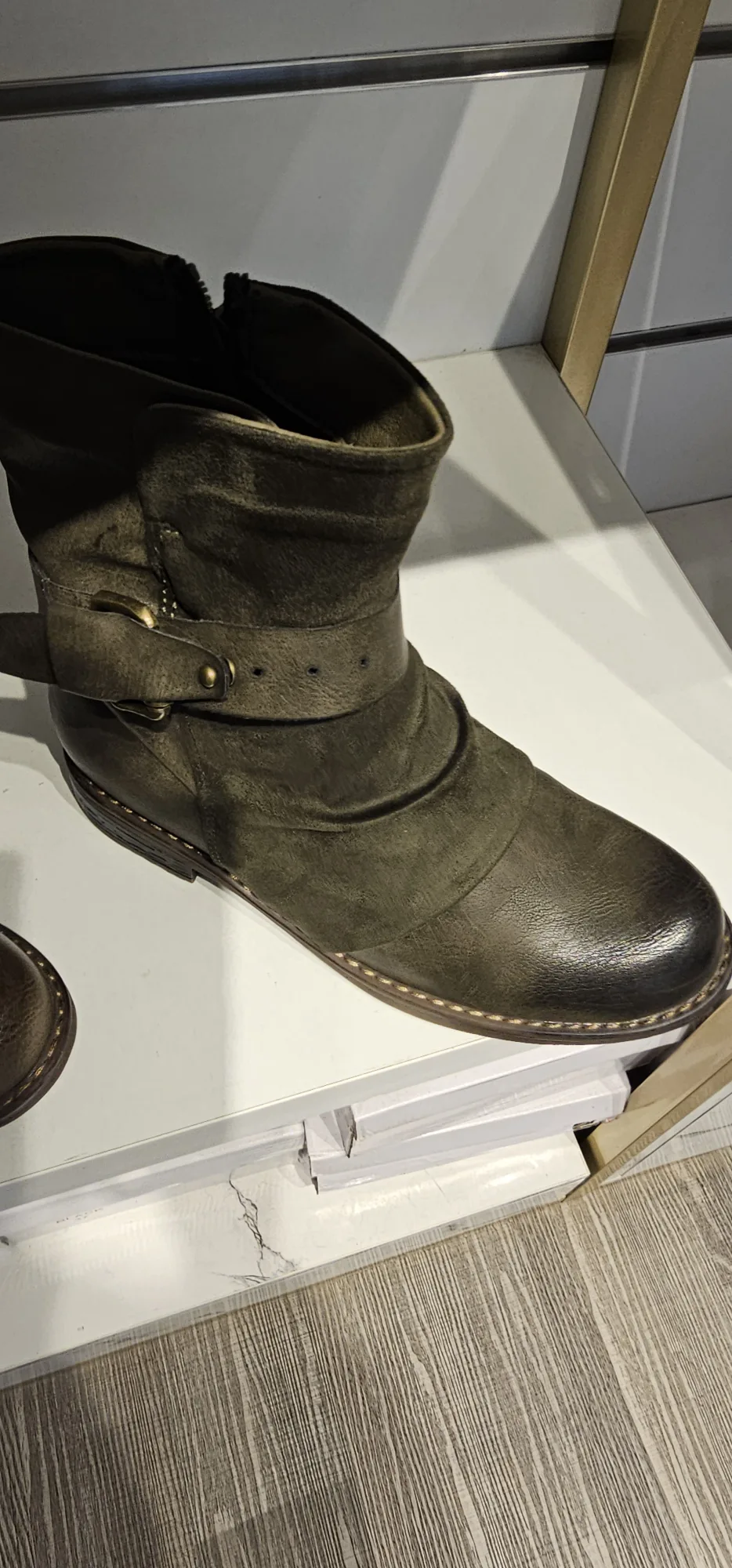 Bottes Vicvic | Dresses of my World