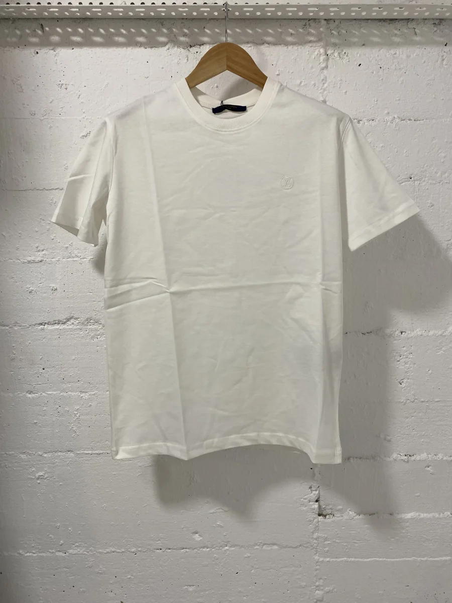 Louis Vuittonr T-Shirt White LV In White | MASSIMOLUXURYOUTLET