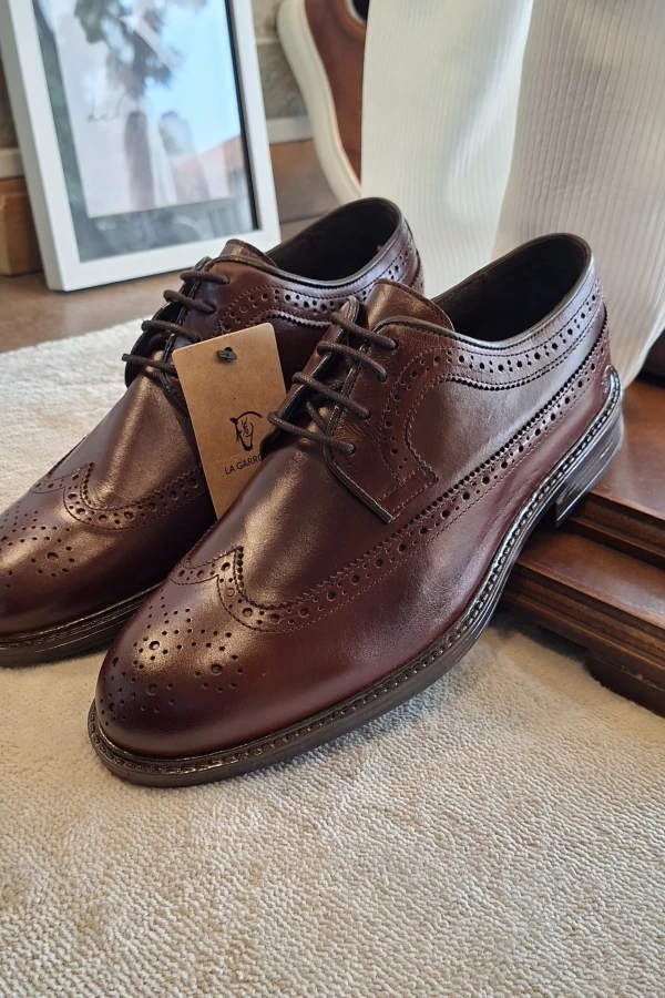 Sapato Oxford La Garrocha em castanho Cod.891 | definne