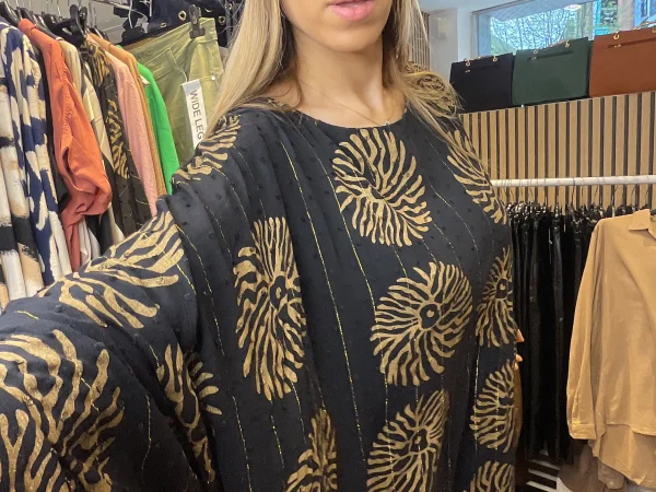 robe | Astra boutique 