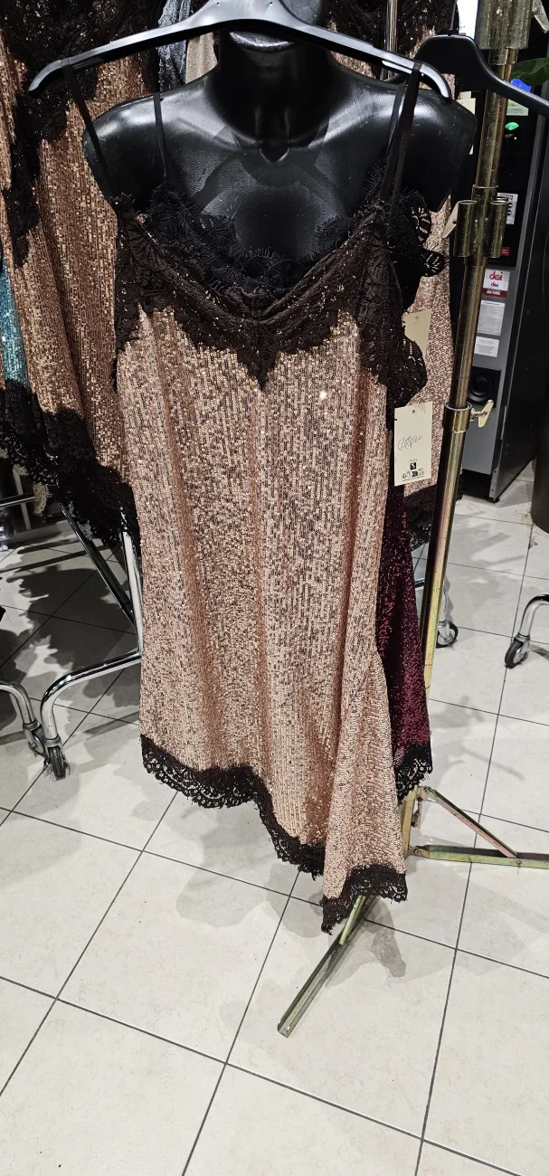 Robe Catbro  | Dresses of my World