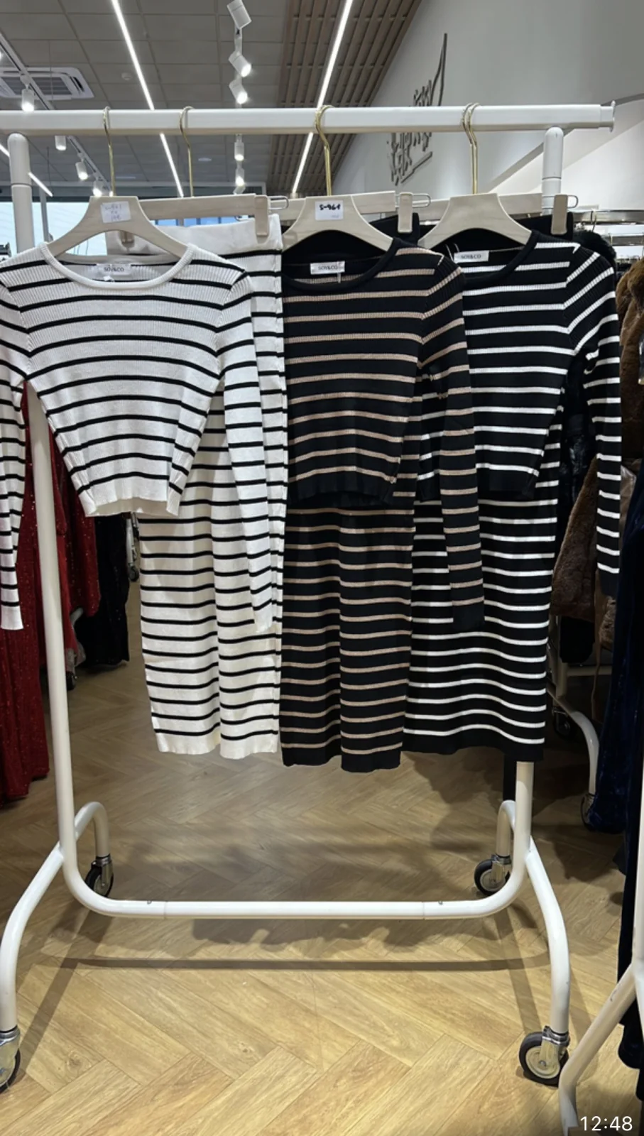 Conjunto rayas | New Secret
