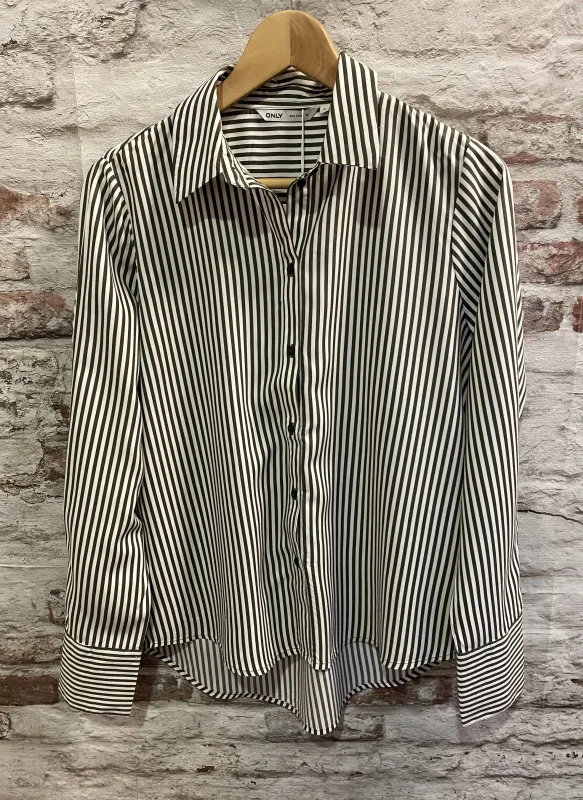 Chemise | Jus de coco 