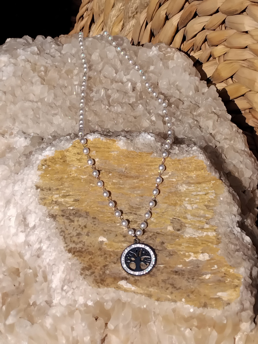 Collier perle/arbre de vie | La maison des robes 