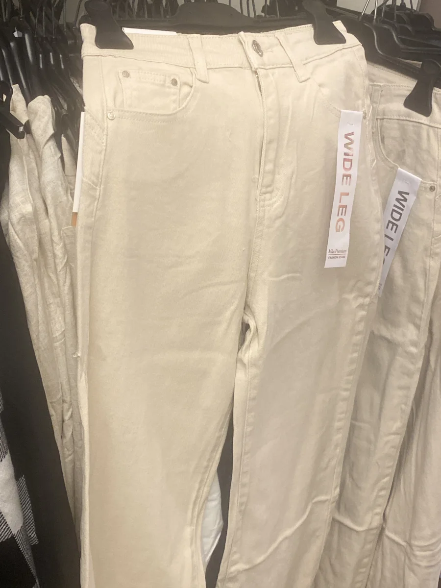 Jeans beige | Astra boutique 
