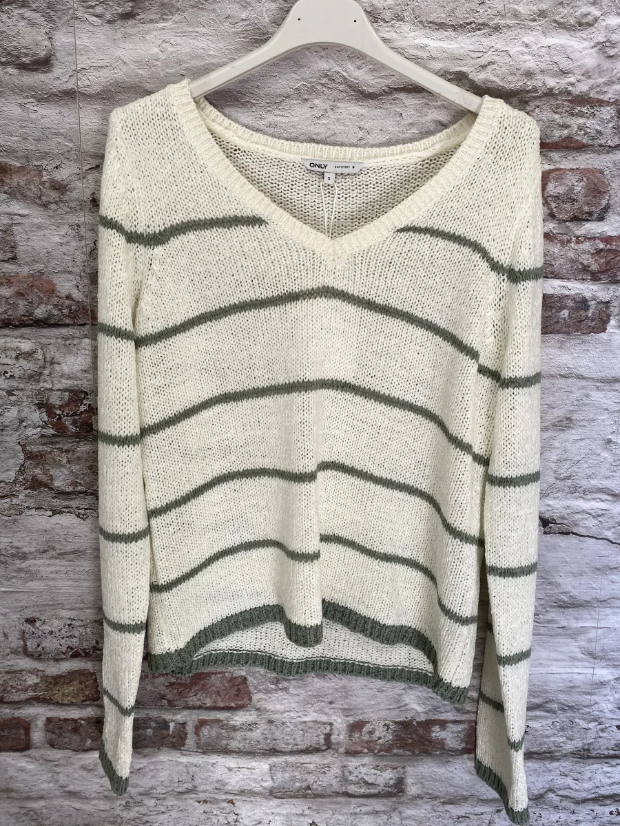 Pull crochet | Jus de coco 