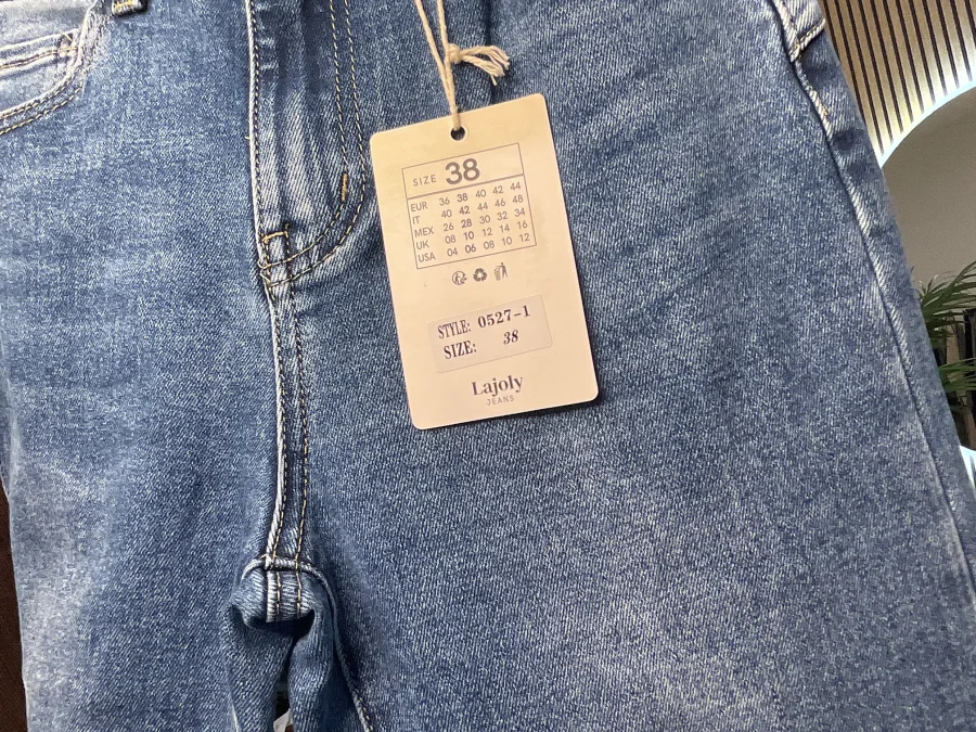 Jeans | Astra boutique 