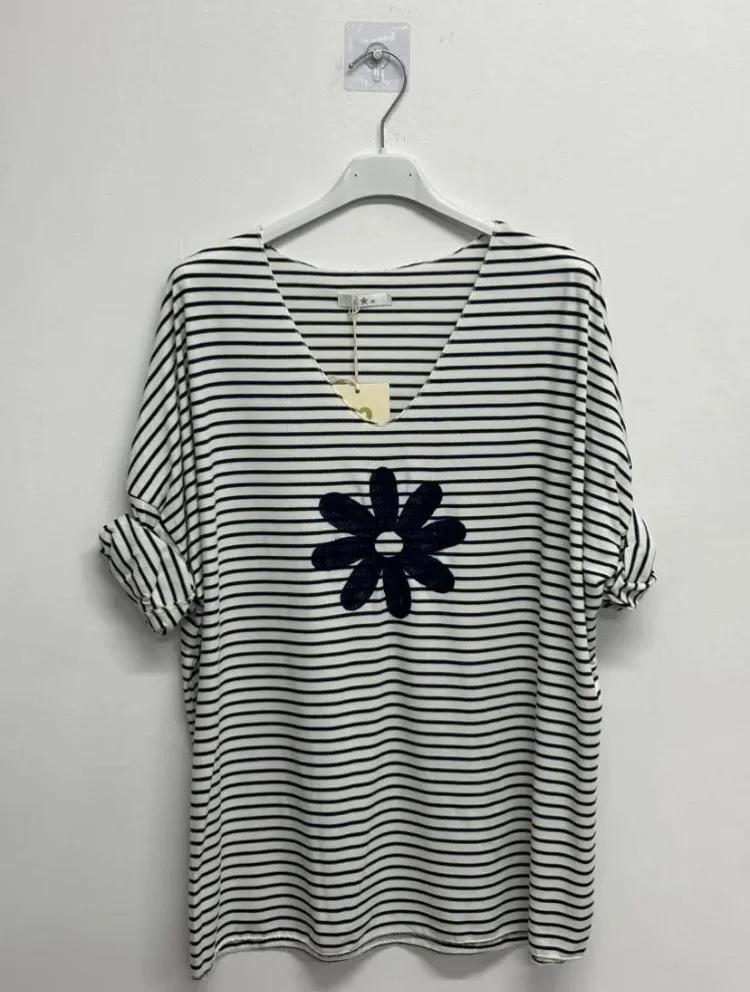 Pull fin rayé fleur | Jus de coco 