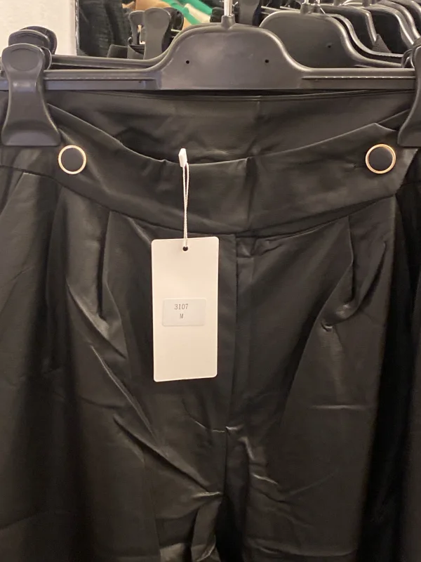 Pantalon similicuir | Astra boutique 