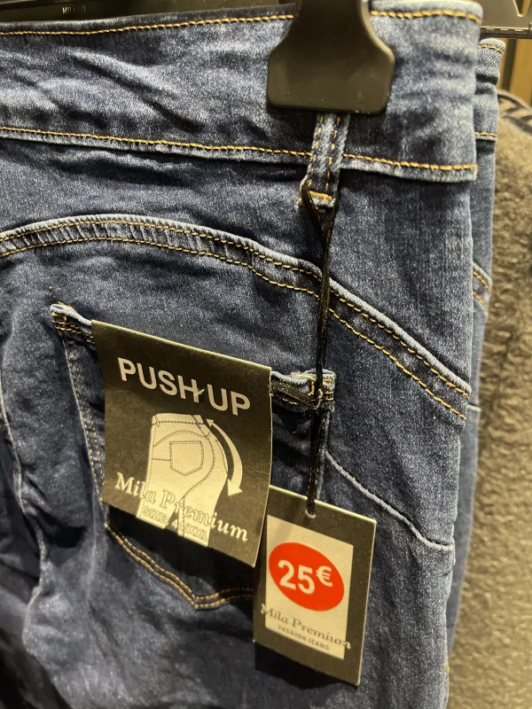 Jeans | Astra boutique 