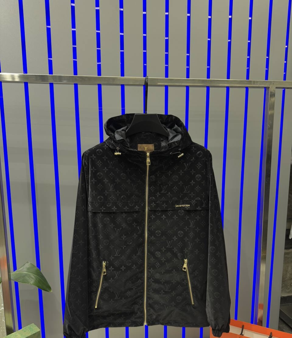 Louis Vuitton Jacket Hoodie Black  | 