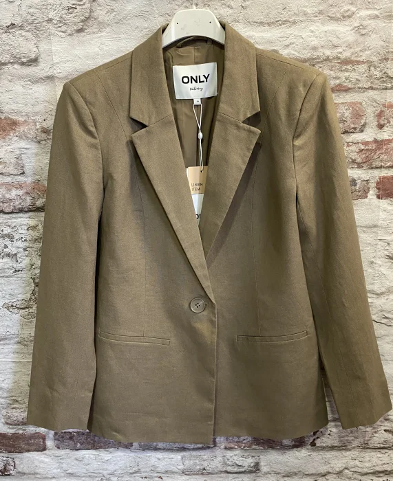 Blazer | Jus de coco 