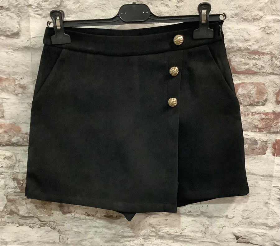 Jupe short | Jus de coco 