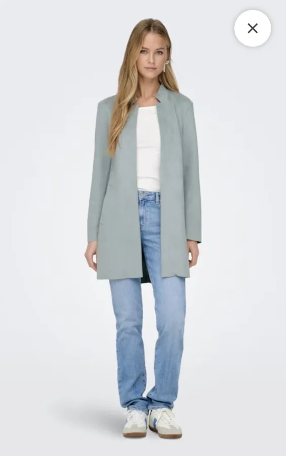 Veste  | Jus de coco 