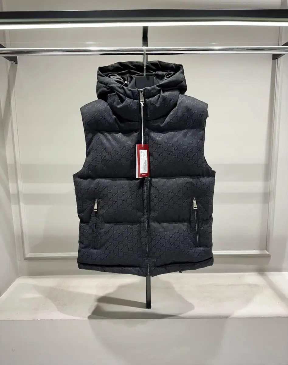 Gucci Firenze 1921 GG Monogram Padded Vest Black Hooded Full Zip | MASSIMOLUXURYOUTLET