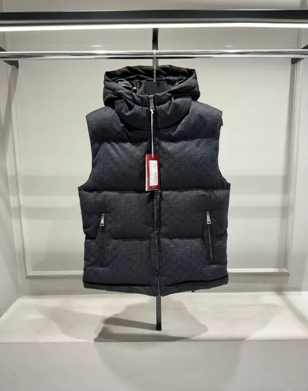 Gucci Firenze 1921 GG Monogram Padded Vest Black Hooded Full Zip | MASSIMOLUXURYOUTLET
